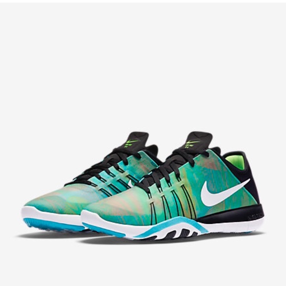 nike tr6 womens training shoe